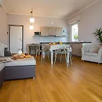 Casa Baia Blu Apartment *