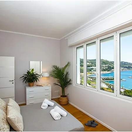 Casa Baia Blu סן לורנצו אל מארה