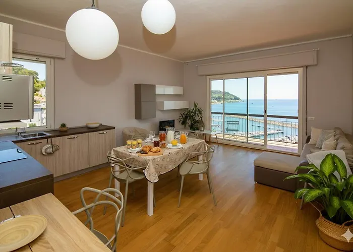 Casa Baia Blu * San Lorenzo al Mare