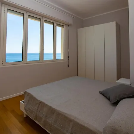 Casa Baia Blu San Lorenzo al Mare