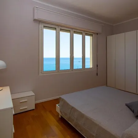 Casa Baia Blu * San Lorenzo al Mare
