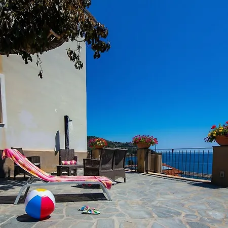 Daire Casa Baia Blu *